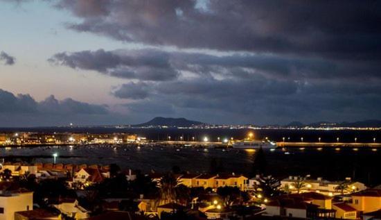 A Pousada Claro Corralejo Exterior foto